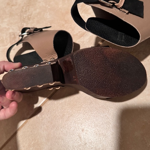 New Charles David "Teisha"Leather, Wood, Studs Platform Sandals-Size 10 41 - Picture 5 of 13